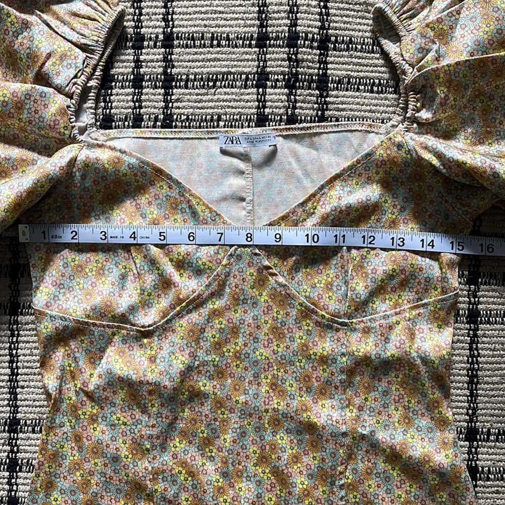 Zara floral puff sleeve fitted heart neckline mini dress - Picture 7 of 7